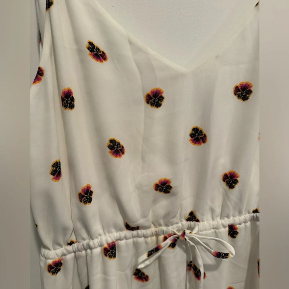 NEW Aritzia Babaton Casimir Dress Off White Floral  mini cinched wrap flowy USL - Picture 4 of 8